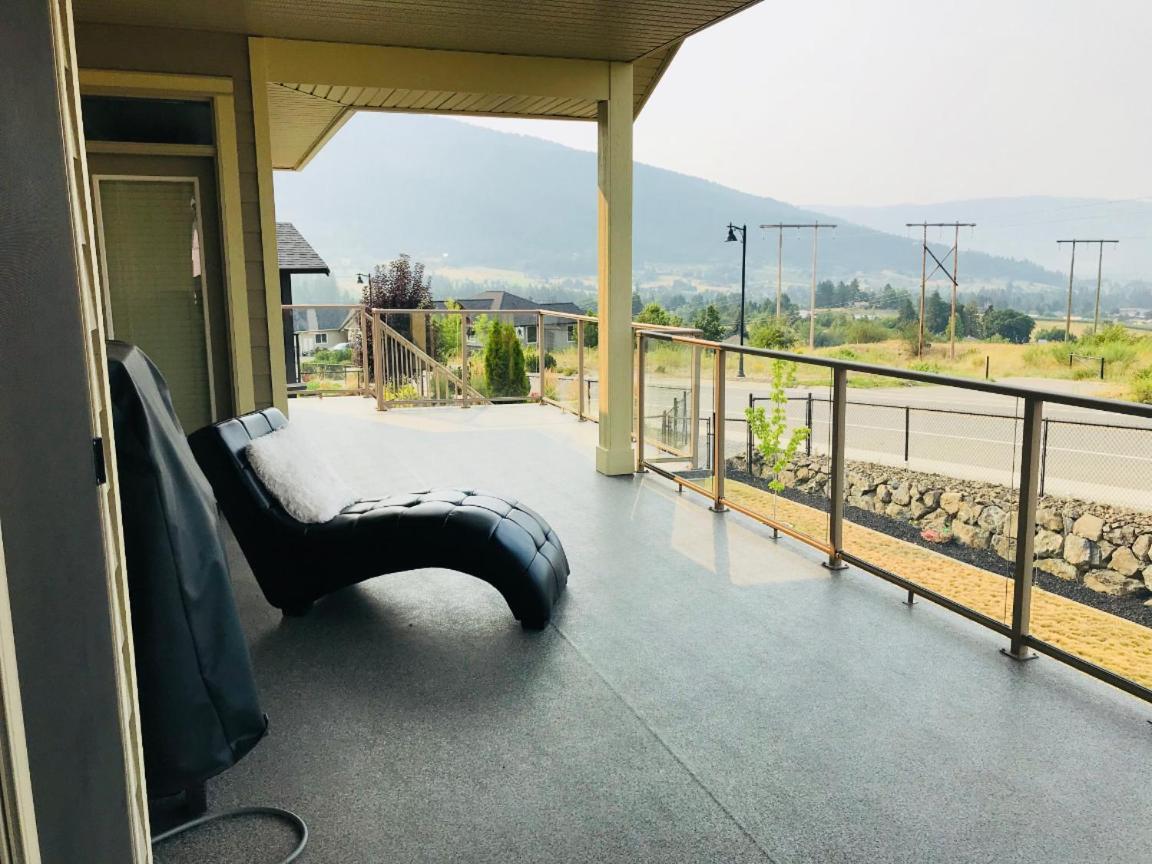 Vernon Home With True Okanagan Lifestyle Εξωτερικό φωτογραφία